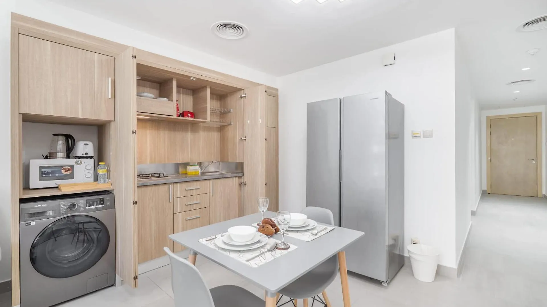 Heart-Captivating Studio In Shamal Waves 2 Dubai